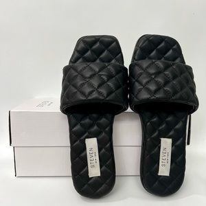 Steven by Steve Madden Yuki Slides 6.5